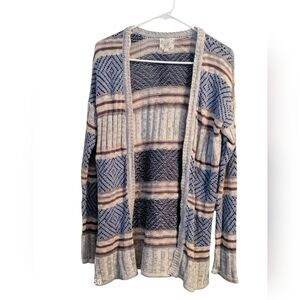 🩷 3/$15 Hippie Rose Blue & Gray Patterned Women's Open Front Sweater, Small